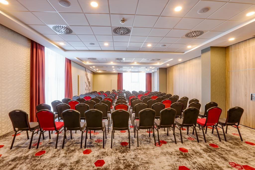 Ibis Styles Nowy Sacz Hotel Exterior photo